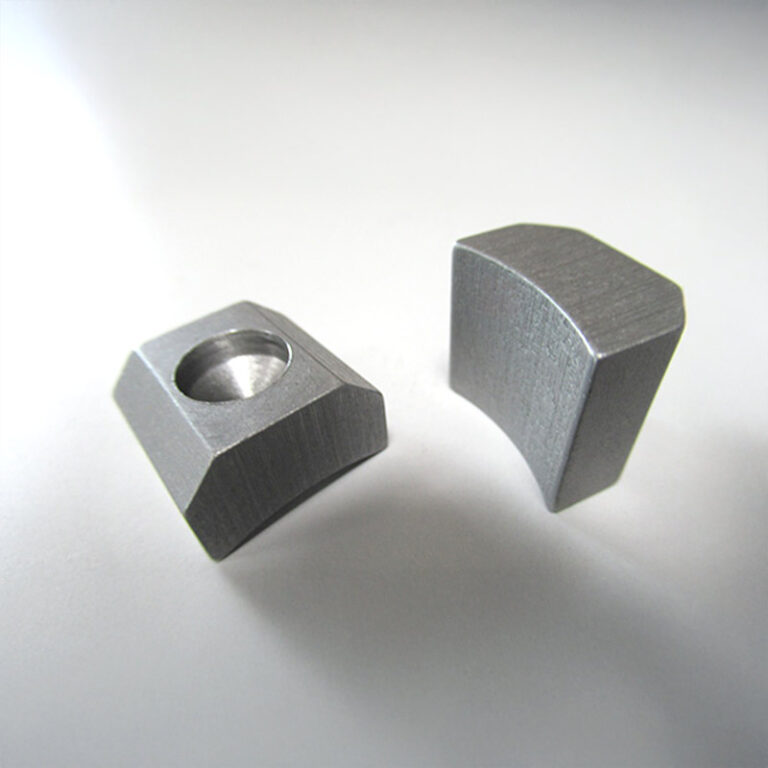 Custom parts with convex outer contour and bore