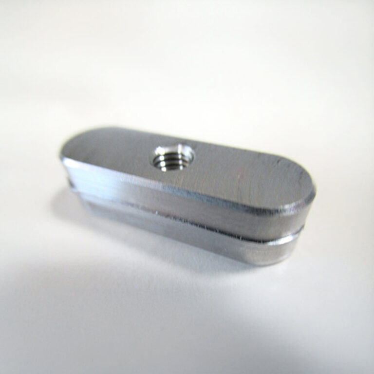 Milled part with central thread